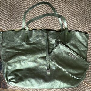 Green Leather Tote Bag with Pouch